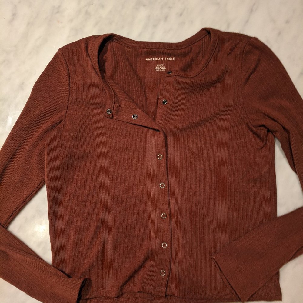 Amercian Eagle snap button down